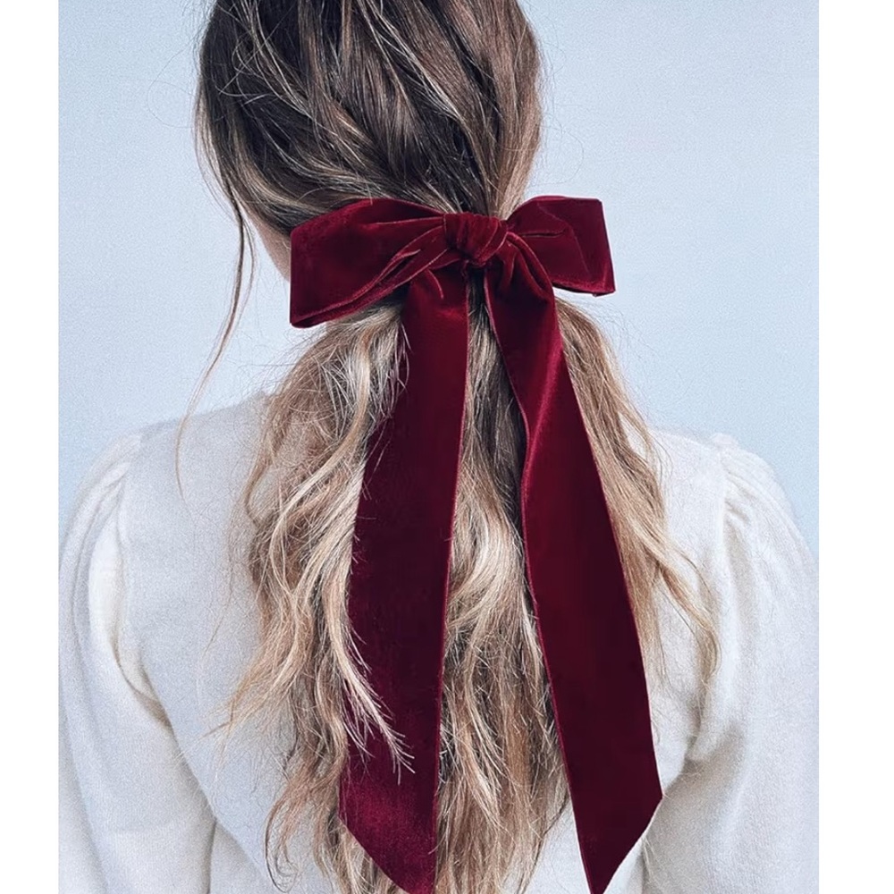NWOT ⚜️♥️⚜️ KRISTIN ESS LUXE VELVET BURGUNDY RIBBON BOW SLIDE
